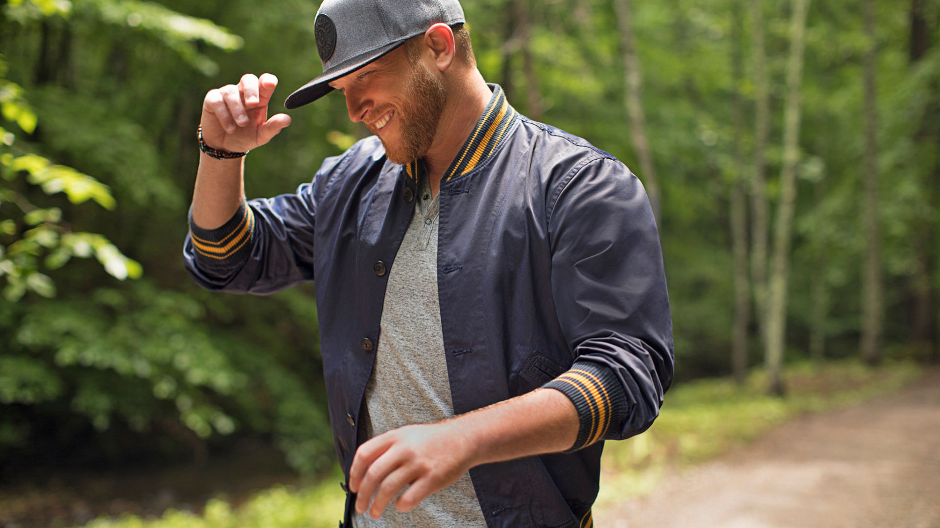 Cole Swindell - May. 2